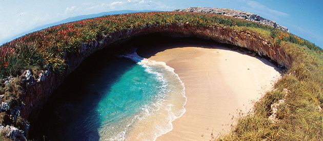 Marieta Island 01