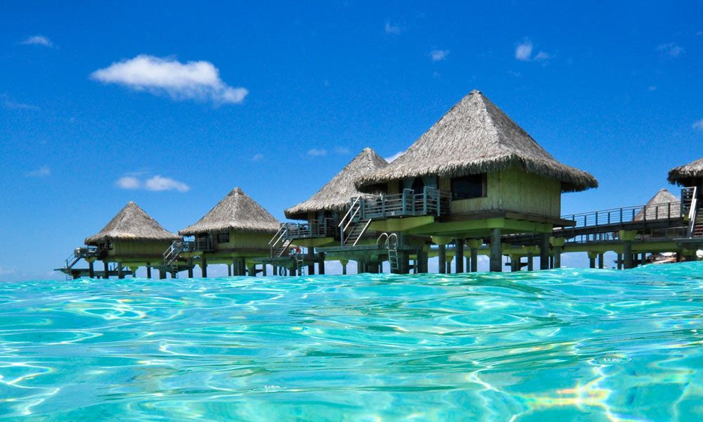 BOBILM_Overwater_Bungalows_1000x600_29636