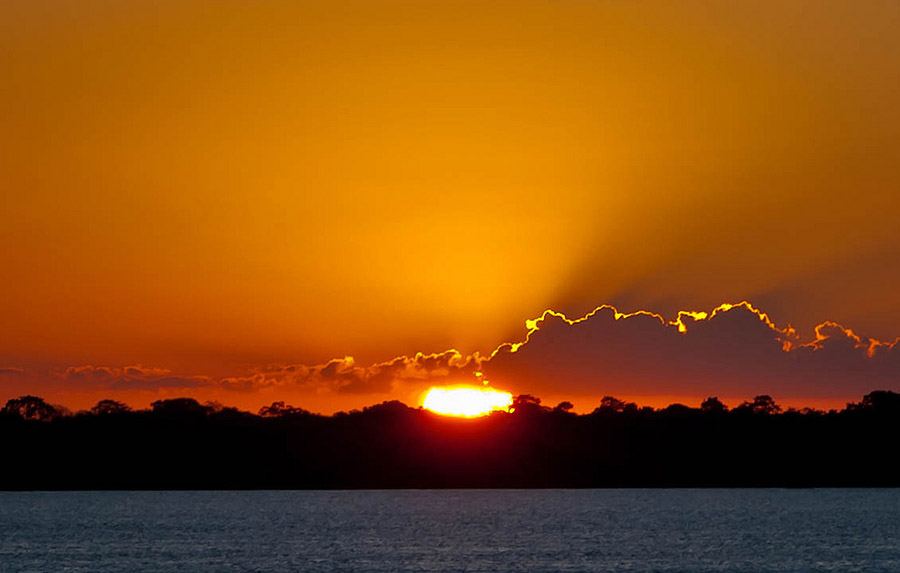 Pôr do sol. Foto - José Eduardo Iketani