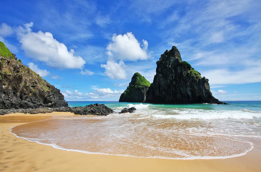 Cacimba do Padre, Fernando de Noronha. Foto: Takao Takayama
