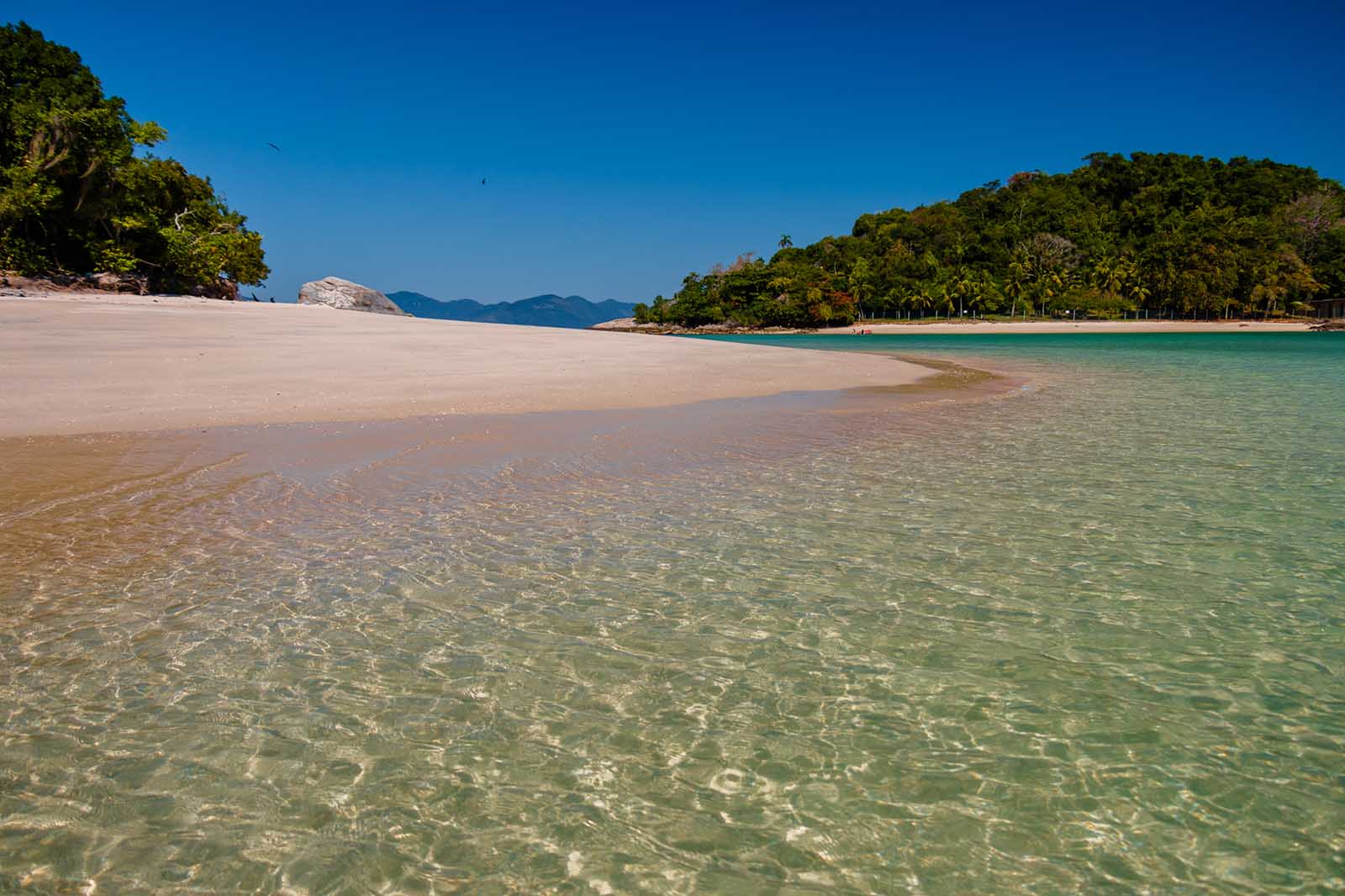 praias-paradisíacas-entre-são-paulo-e-rio-de-janeiro-3
